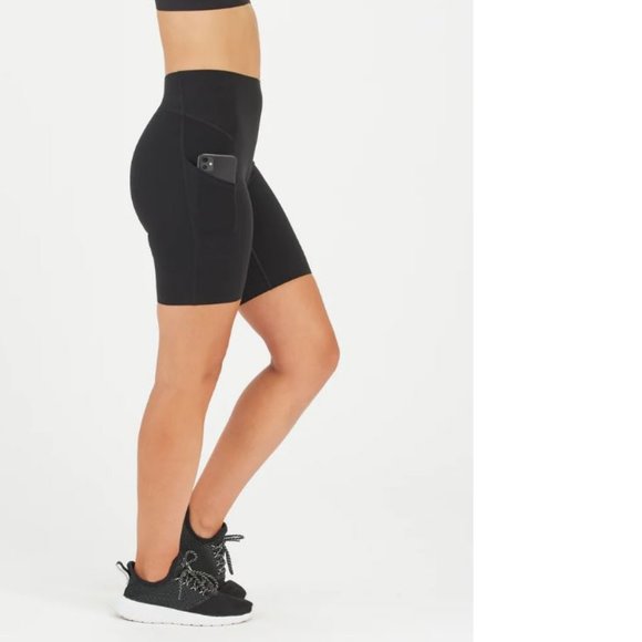 Spanx EveryWear Icon Bike Short w/Pocket 7" 50204R Black - Large Excellent Cond. - Picture 5 of 9
